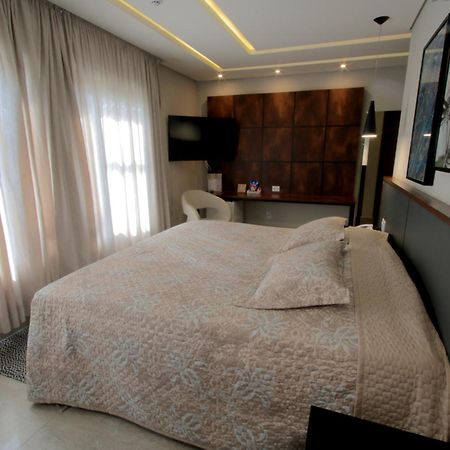 Adria Premium Hotel Guarapuava Bagian luar foto