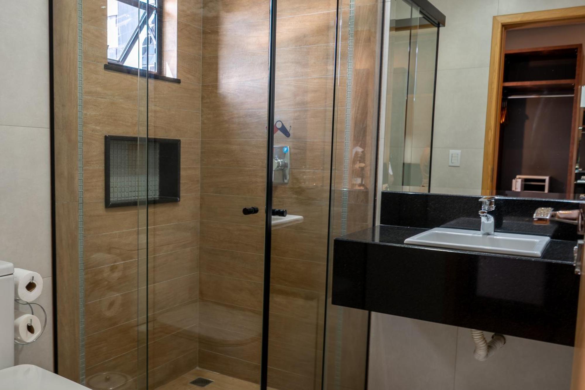 Adria Premium Hotel Guarapuava Bagian luar foto