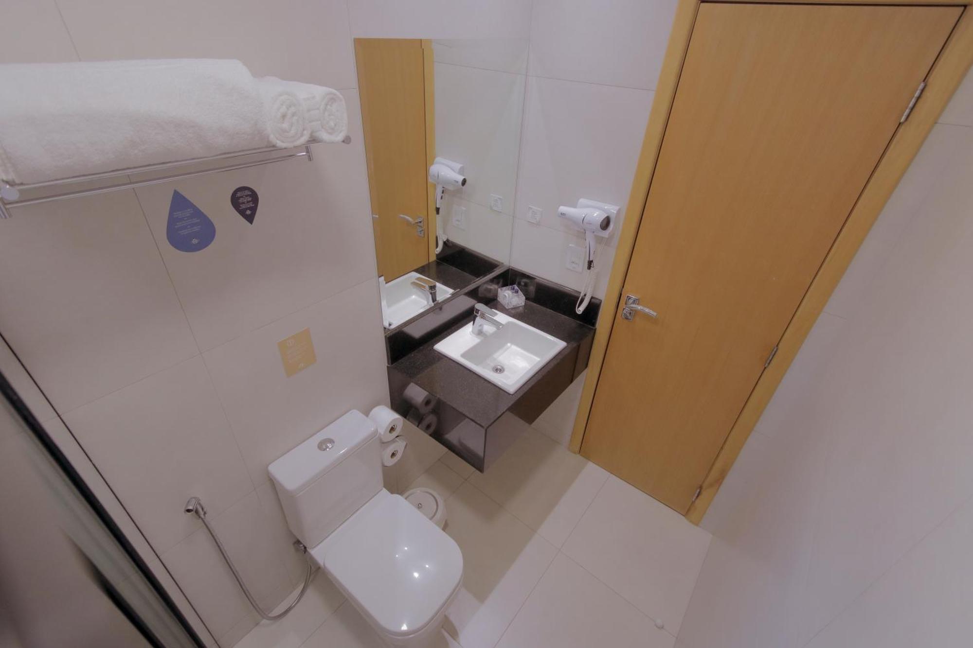 Adria Premium Hotel Guarapuava Bagian luar foto
