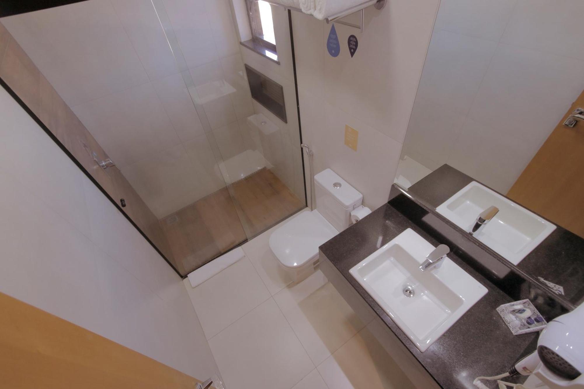 Adria Premium Hotel Guarapuava Bagian luar foto