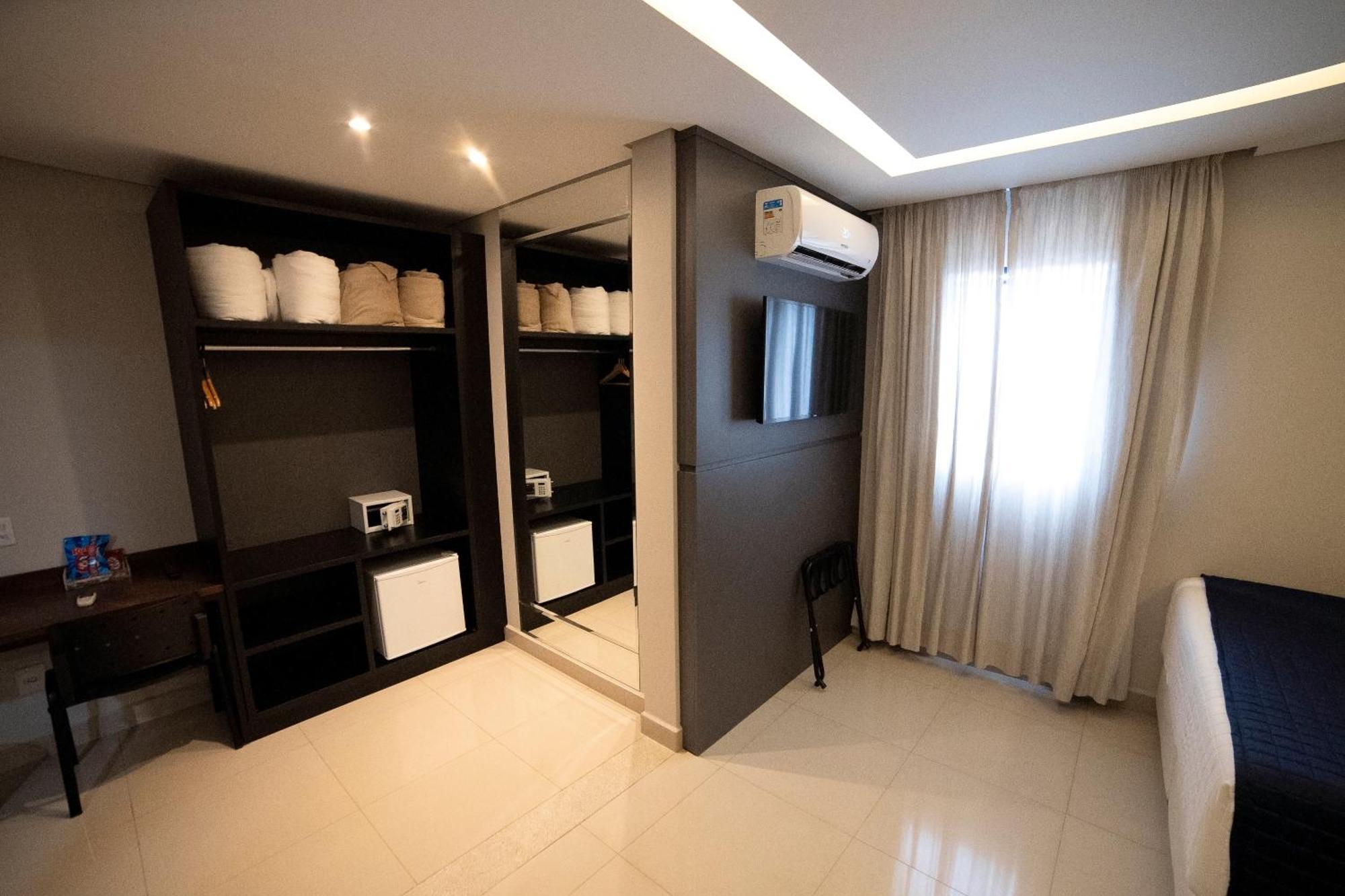 Adria Premium Hotel Guarapuava Ruang foto
